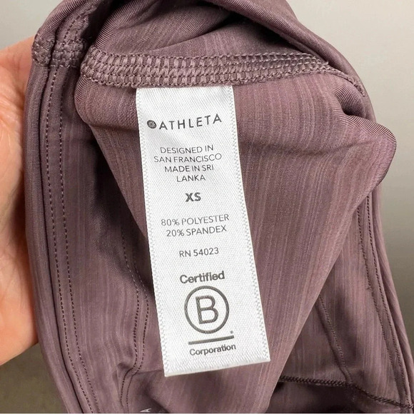 Athleta Ultimate Stash Pocket Space Dye 7/8 Tight Size XS
Smoked Almond Brown - Picture 12 of 13